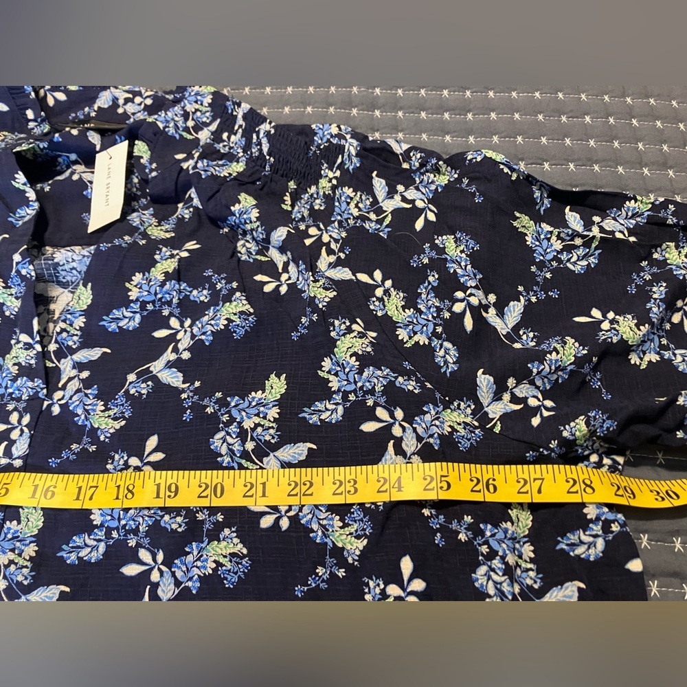 NWT!!    Lane Bryant Smocked Shoulder & Cuff Popover Blouse - Picture 11 of 14